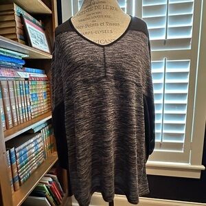DKNY Gray and Black Women's Tunic Top